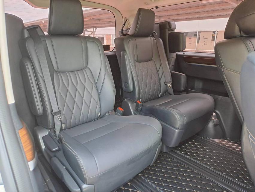 TOYOTA MAJESTY  2.8 PREMIUM ปี2020 สีขาว 15