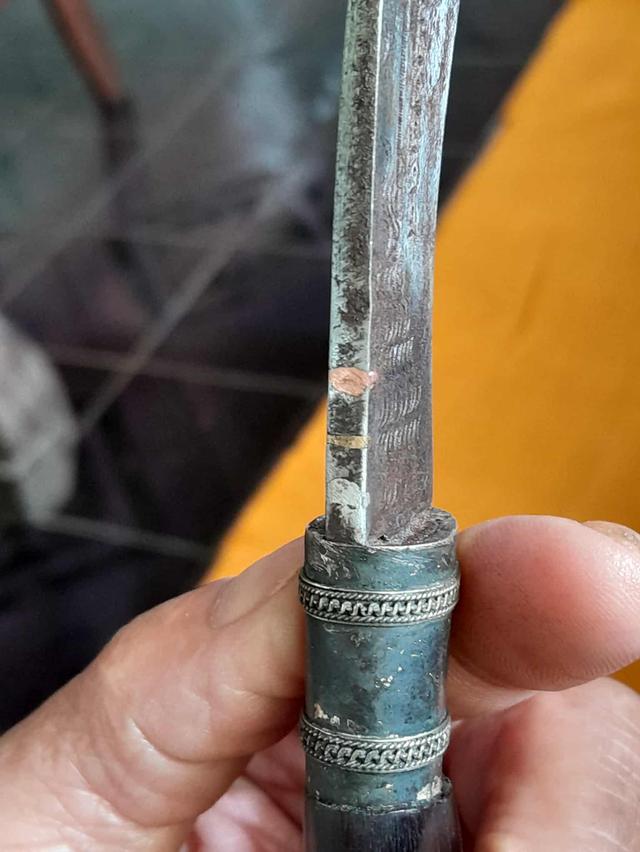 มีดหมอหลวงพ่อรุ่งวัดหนองสีนวล ด้าม+ฝักเป็นไม้พะยูงแท้ 4