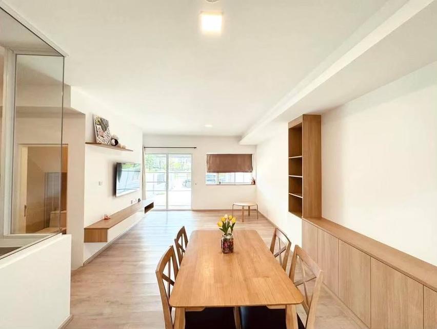 ให้เช่า ทาวน์โฮมใหม่ สไตล์อังกฤษ หมู่บ้าน indy2 บางนา-รามคำแหง2 4