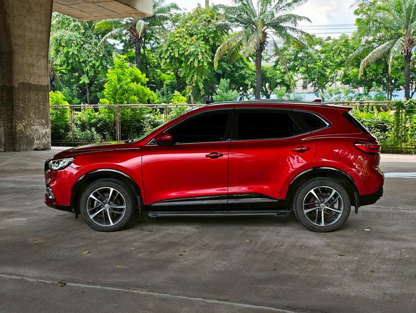 ขายรถ MG HS 1.5X Sunroof ปี 2020 สีแดง เกียร์ออโต้ 7