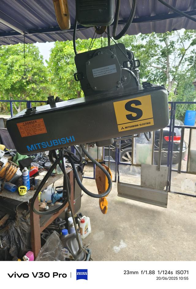 รอกสลิงไฟฟ้า Mitsubishi รุ่น S-1/2LM รุ่นงานหนัก
