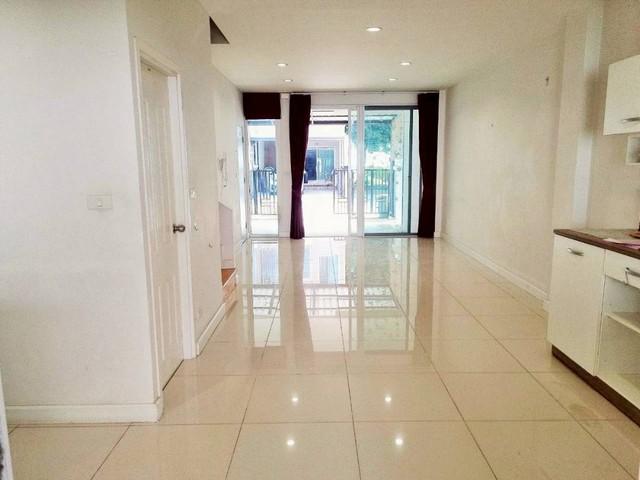 ทาวน์โฮม 3 ชั้น โครงการ นาราภัทร เอ็กซ์คลูซีฟ แจ้งวัฒนะ-สามัคคี 3