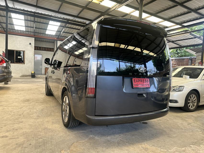 HYUNDAI STARIA 2.2 SEL จดทะเบียนปี 2022 รูปที่ 3