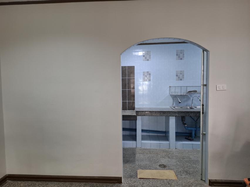 ขายทาวน์เฮ้าส์ 3 ชั้น 2 หลังทะลุกันหมู่บ้านสินทวีสวนธน 1 5