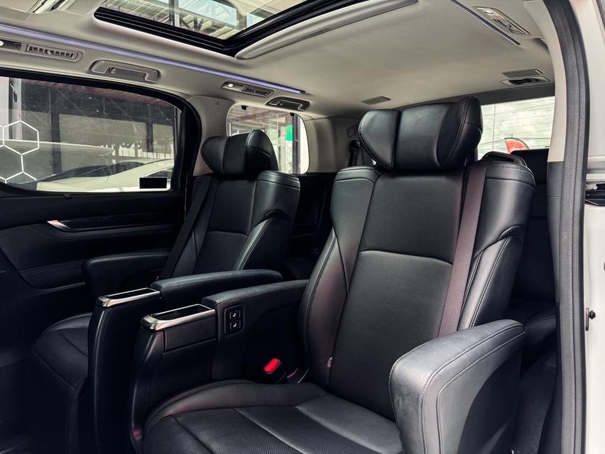 รหัสรถ MCA2889 TOYOTA ALPHARD SC 2.5 PACKAGE 2021  7