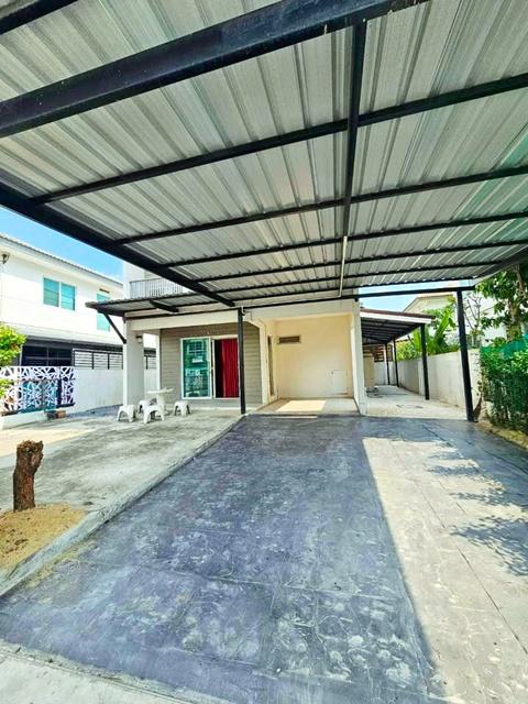 ให้เช่า-ขายบ้านเดี่ยว 2 ชั้น ร่มรื่น รร.นานาชาติสยาม 1.9 กม. เหมาะกับพักอาศัย ตลาดพระยาสมาน 1.9 กม. หาของกินง่าย เดินทาง 8