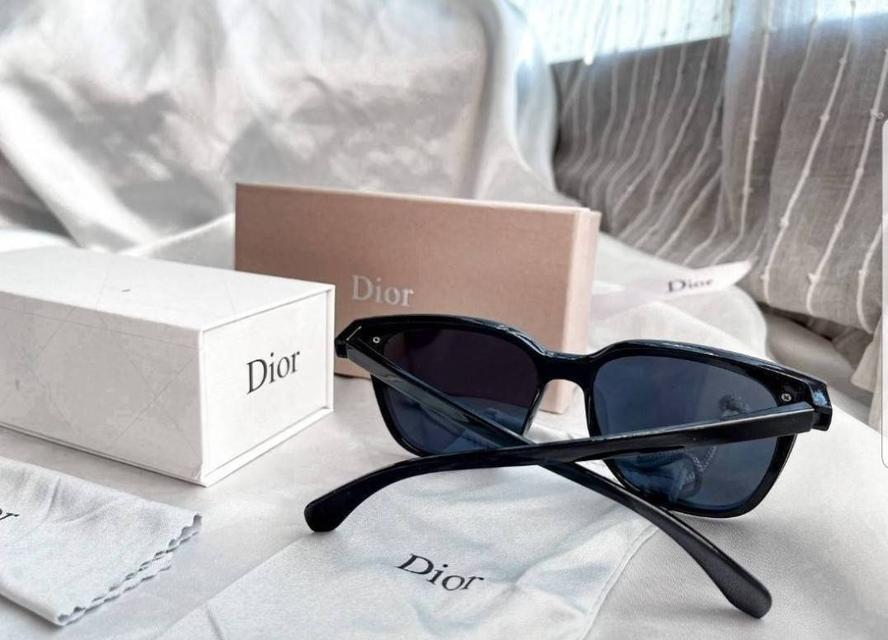 แว่นกันแดดDior 5