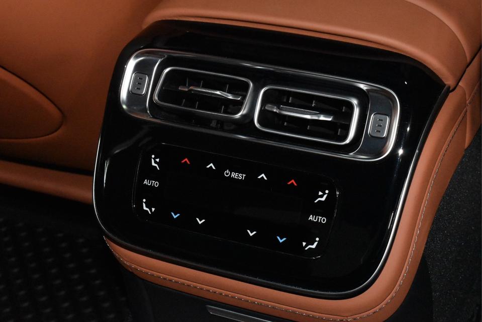 รหัสรถ JRS580 Benz S580 e AMG Premium 2023  Plug In Hybrid 19