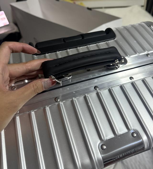 Rimowa 9
