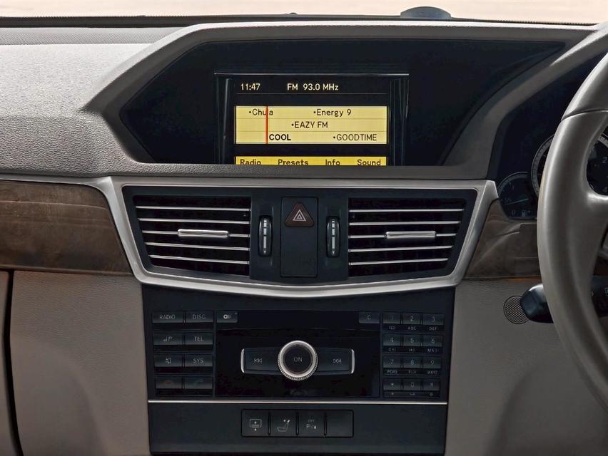 BENZ E250 CDI 2.2  7