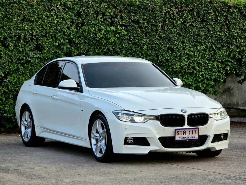 รหัสรถ PEAT584 🚙🚐BMW 320d M SPORT ปี​ 15