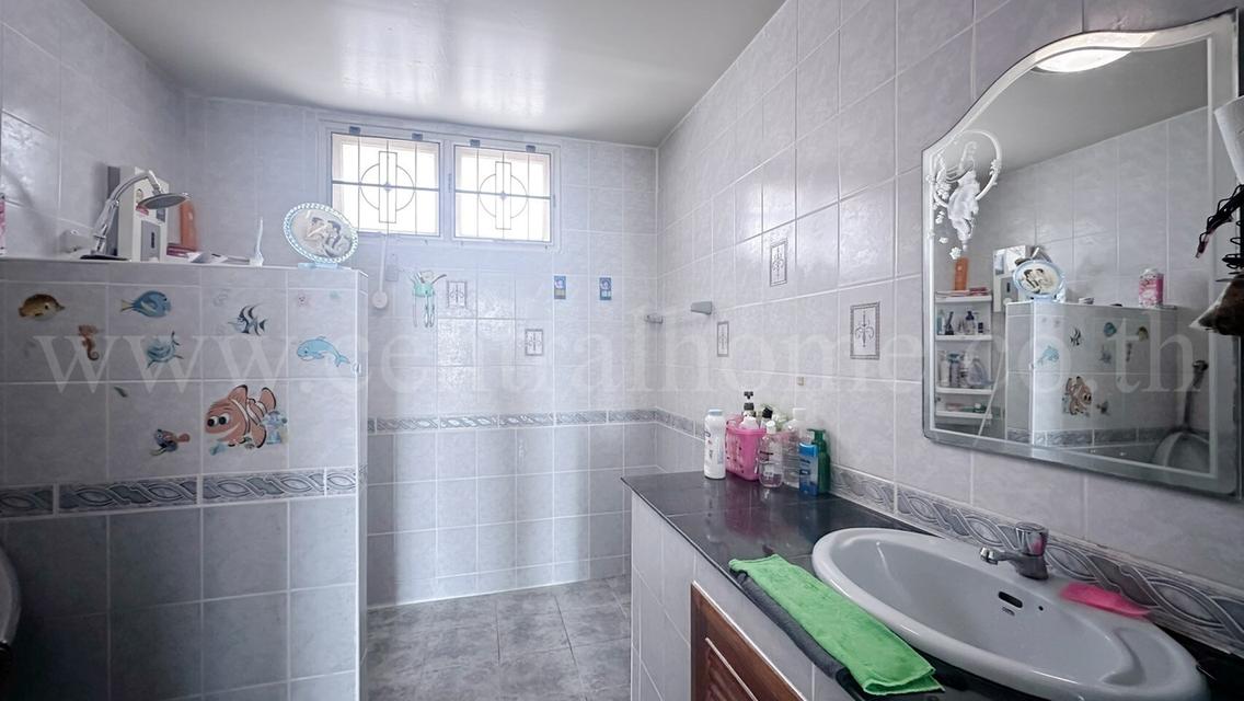 บ้านเดี่ยว 300 ตร.วา ธรรมสุธีร์ ปทุมธานี ติดตั้งโซลาเซลล์ ประหยัดไฟ พร้อมอยู่ 14