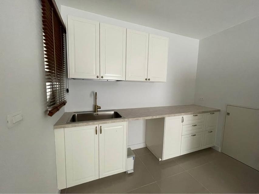 บ้านแฝดหรูให้เช่า ใกล้ Megaบางนา แอร์ทั้งหลัง เฟอร์ครบ เข้าอยู่ได้ทันที 3 ห้องนอน 3 ห้องน้ำ ที่ตั้ง บางนา สมุทรปราการ 4