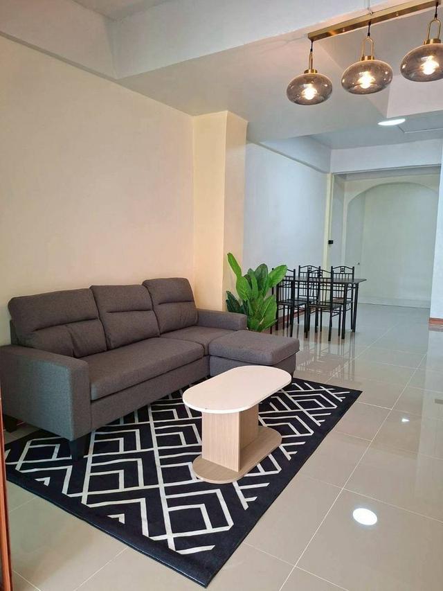 💛หมู่บ้านพร้อมจิตร บางใหญ่ 💛ทาวน์เฮาส์ 2 ชั้น  ถนนเมน โครงการมีระบบรักษาความปลอดภัยเข้า-ออกใช้คีย์การ์ด. ด้านหลังติดทุ่งนารับลมเย็นๆ 5