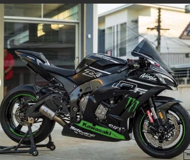 Kawasaki Ninja ZX10R 2