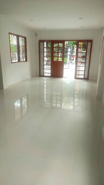 ขายบ้านเดี่ยวมือสอง โครงการ มณียา 4 (Maneeya4) แบรนด์ Property Perfect เนื้อที่ 54 ตร.ว. ใกล้รถไฟฟ้าสายสีม่วงสถานีบางรักน้อยท่าอิฐ และสถานีไทรม้า 9