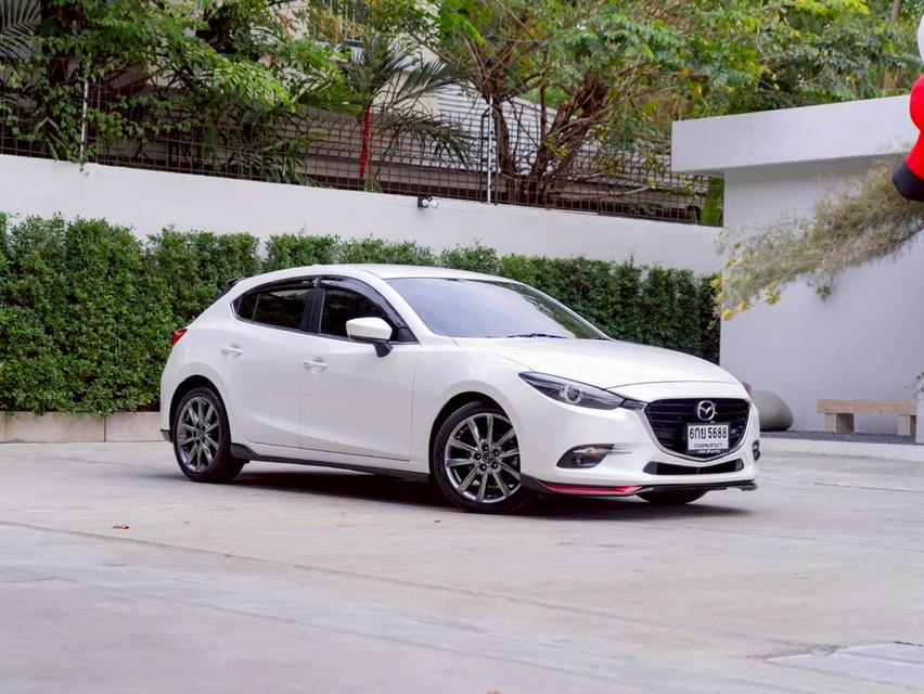 Mazda 3 2.0S ปี 2017 ♨️ #ประกันเครื่องเกียร์หลังการขาย3ปี / 30,000km. ♨️