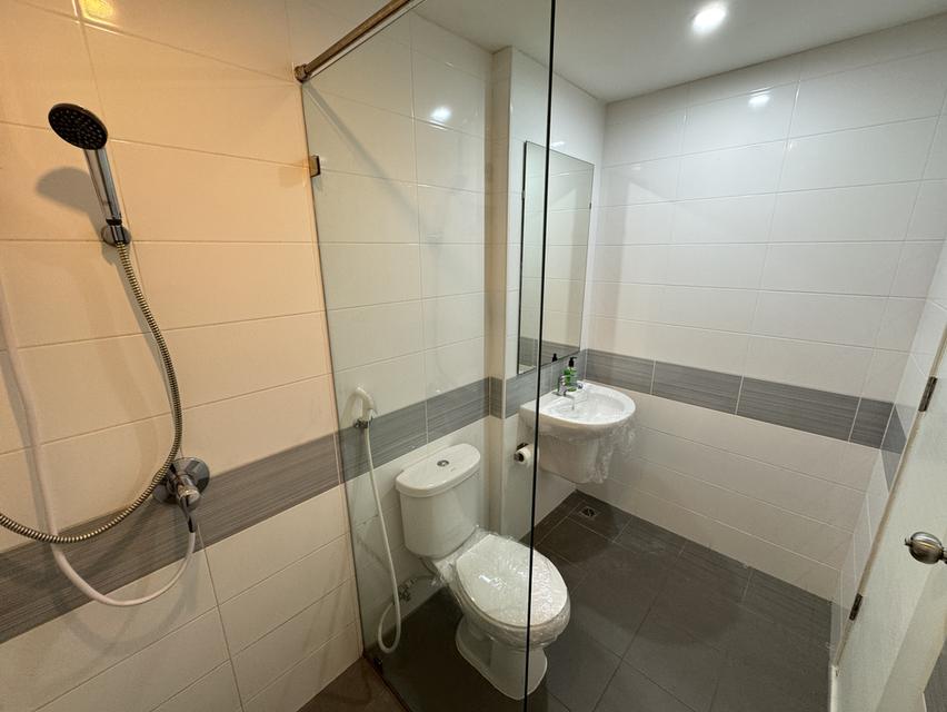 ขายด่วน! คอนโด The Viva Petchkasem 68 (เดอะ วีว่า เพชรเกษม 68) 28 ตร.ม. ใกล้ MRT บางแค เจ้าของขายเอง ฟรีโอน! 15