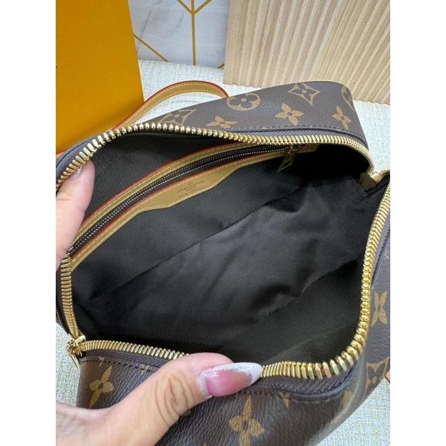 LV 25 CM Free Package รูปที่ 3