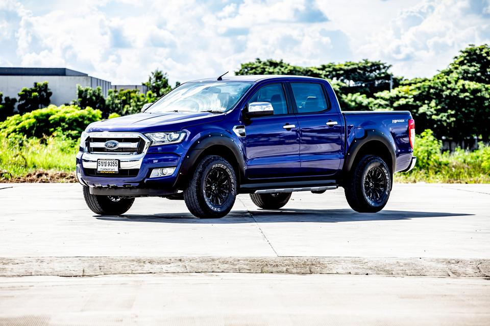 Ford Ranger 2.2 XLT Hi-Lander Double Cab ปี 2015 สีน้ำเงิน  11