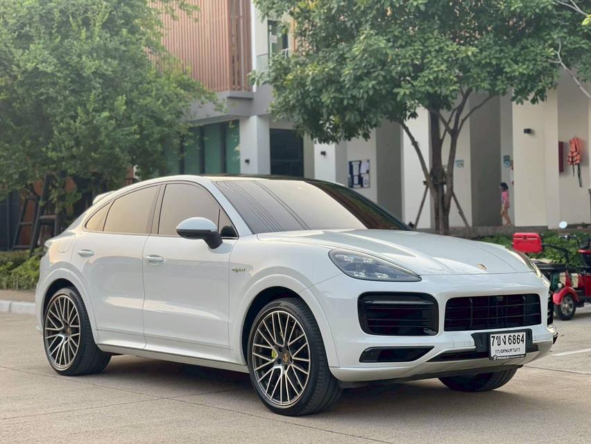 Porsche #Cayenne Coupe Hybrid Sport Design 2021