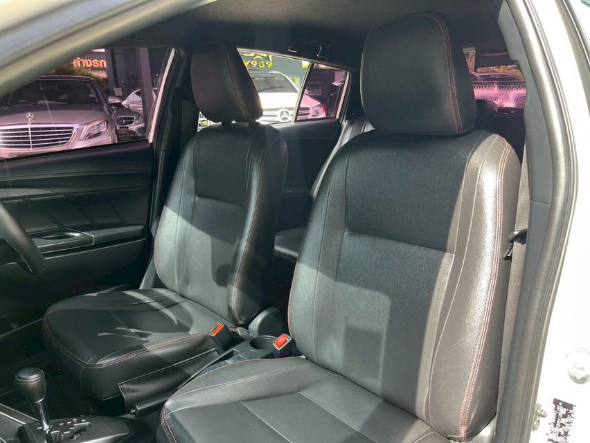 รถเข้าใหม่! Toyota Yaris 1.2 E Hatchback ปี 2016 สีขาว 13
