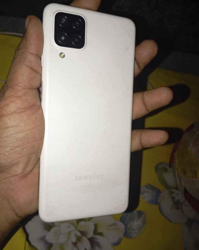 ขายด่วน Samsung Galaxy A12