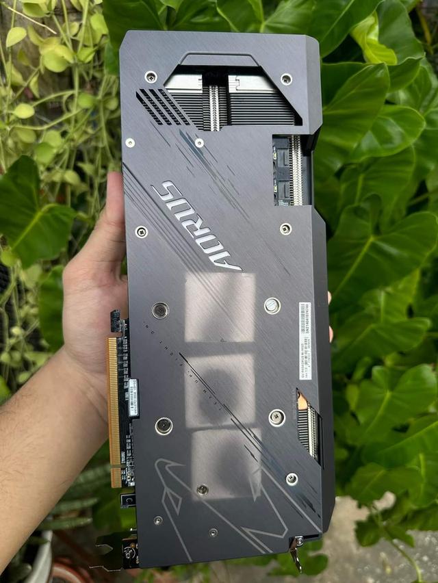 RX6800AORUS 16GB  5