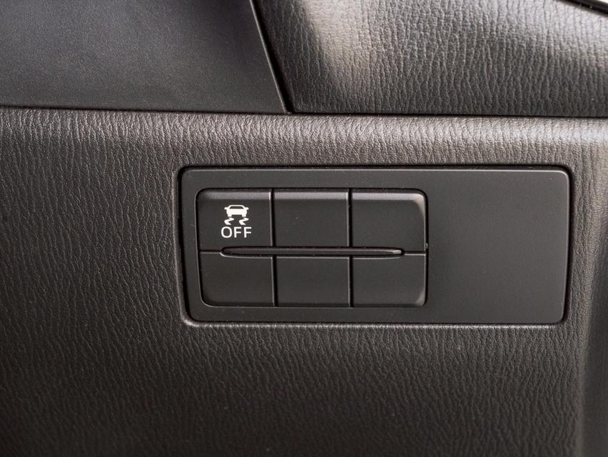 รหัสรถ 12AT520 Mazda 3 2.0 C | ปี : 2014 12