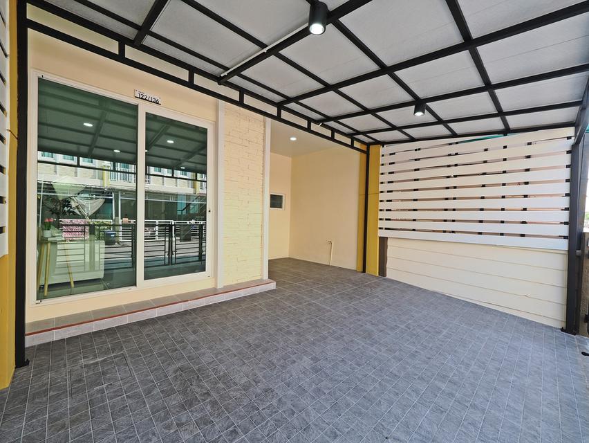 ขายทาวน์เฮ้าส์ 2 ชั้น ม.โกลเด้นทาวน์ โครงการ2 พระราม2-พันท้ายนรสิงห์ ขนาด 19.2 ตร.ว. 4 ห้องนอน 2 ห้องน้ำ ขาย 1.99ล้าน 2