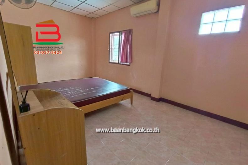 ที่ดินพร้อมบ้าน วงศ์สว่าง ซ.8 เนื้อที่ 73 ตารางวา ใกล้บิ๊กซีวงศ์สว่าง แขวงวงศ์สว่าง เขตบางซื่อ กรุงเทพมหานคร 8