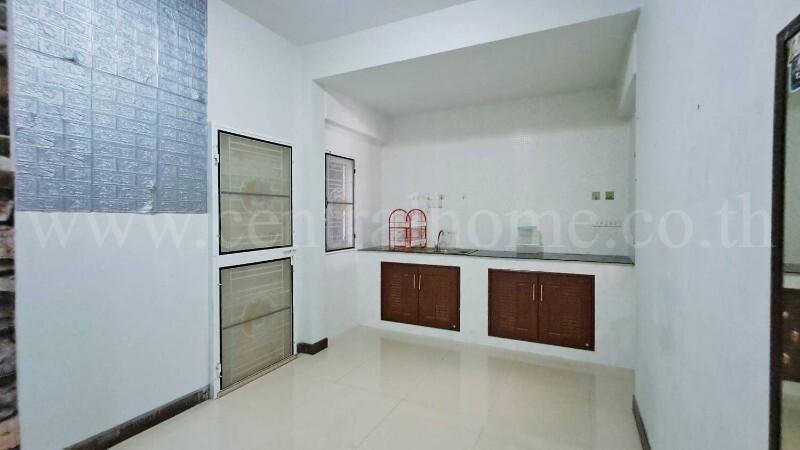 บ้านแฝด บงกช ธาราวิลล์ พานทอง สภาพใหม่ ราคาถูกที่สุดในโครงการ 16
