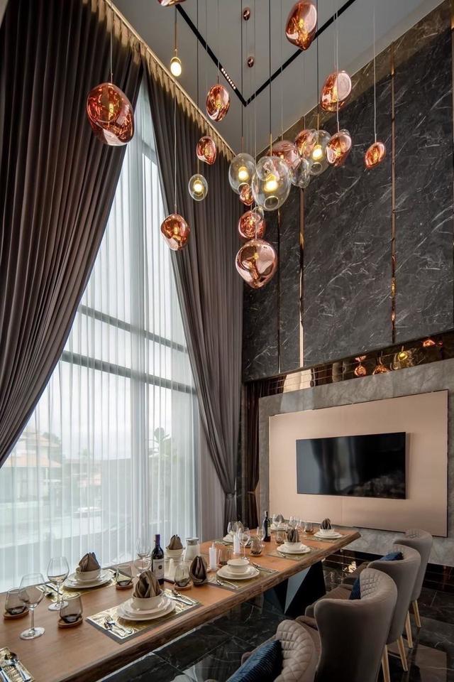 ขายบ้านเดี่ยว Luxury 3 ชั้น Highbury วัชรพล-รามอินทรา ที่ดิน 60 ตร.วา แต่งครบทั้งหลัง พร้อมลิฟต์และสระว่ายน้ำส่วนตัว 2