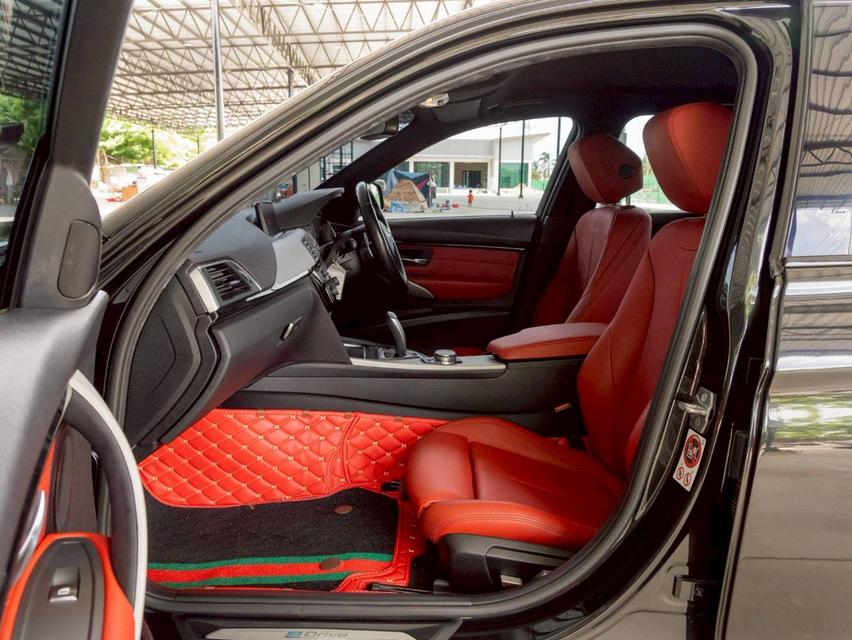 BMW 330e M Sport (โฉม F30 ) 2016 จด 2017 13
