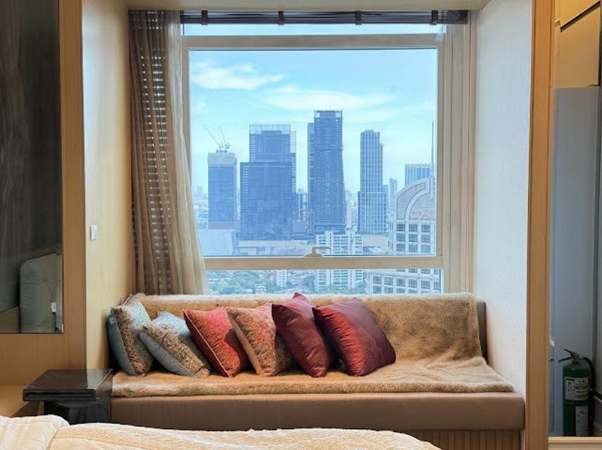 ให้เช่า คอนโด Athenee Residence (แอทธินี เรสซิเด้นซ์) 140 ตรม 2 นอน 2 น้ำ ชั้น 37 เฟอร์ครบ + เครื่องใช้ไฟฟ้า พร้อมเข้าอย 6