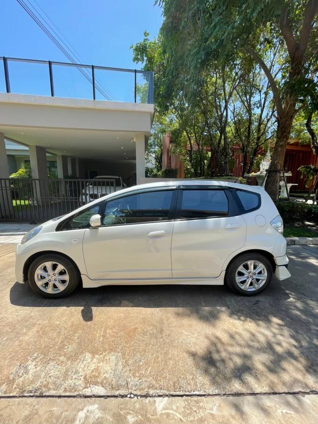 ขายด่วน Honda Jazz Hybrid 2012 2