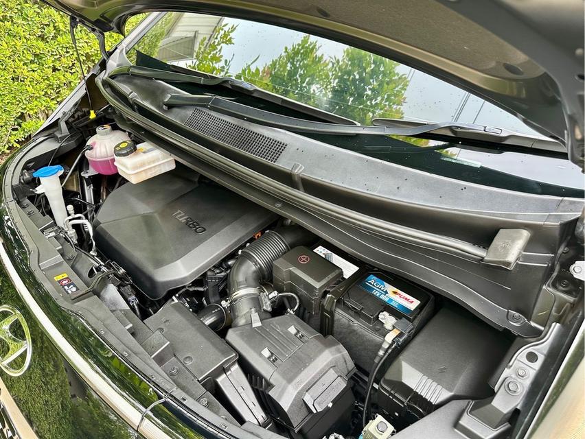 Hyundai Staria 2.2 Diesel SEL 8AT ปี 2022  เลขไมล์ 9x,xxx km. วารันตีศูนย์ยาวๆ 5ปี 9