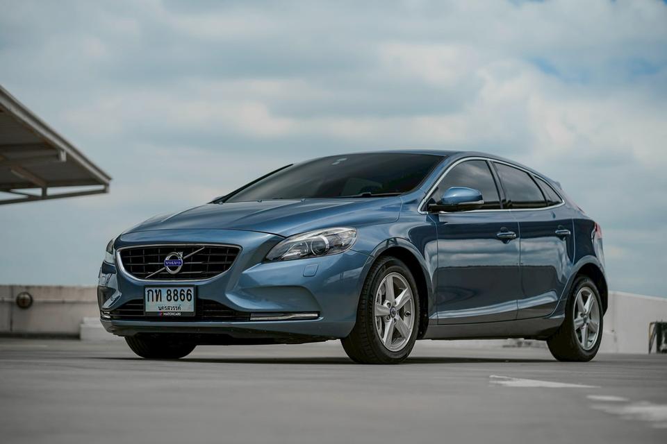 Volvo V40 T5 ปี 2014