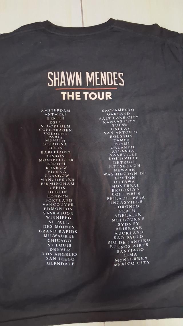 เสื้อยืดวินเทจมือสอง สีดำ Vintage 2019 Shawn Mendes The Tour Concert T-Shirt Unisex XLarge Flower Graphic มือสองสภาพดี ลายสกรีนสวยสไตล์เสื้อทัวร์ รูปที่ 5