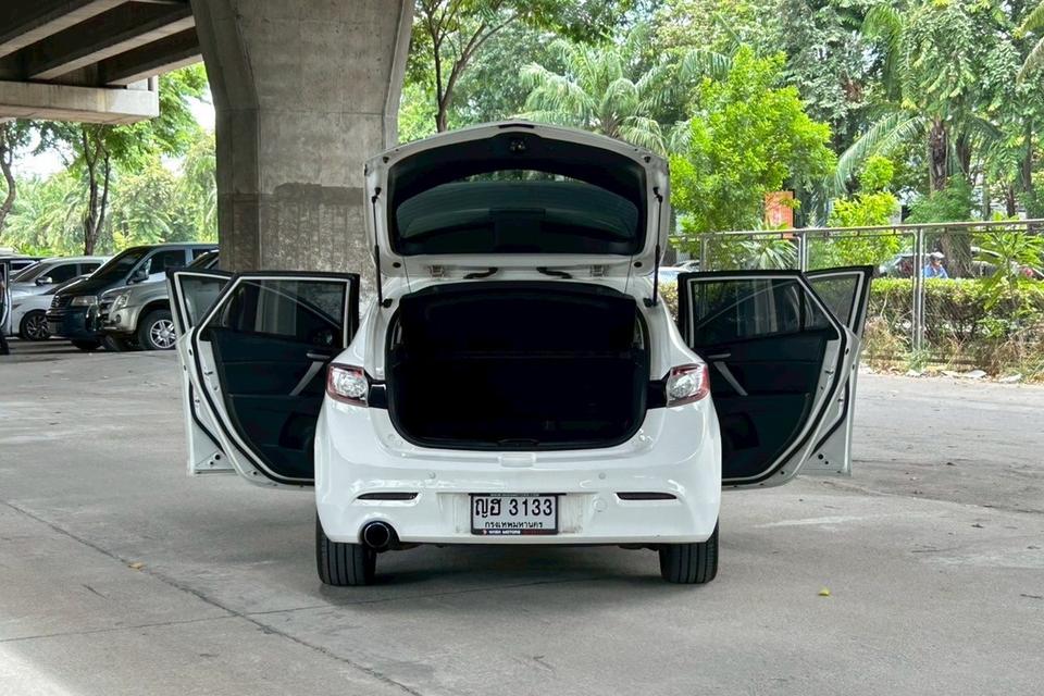 ขายรถ Mazda 3 2.0 Sport Sunroof AT ปี 2012 9