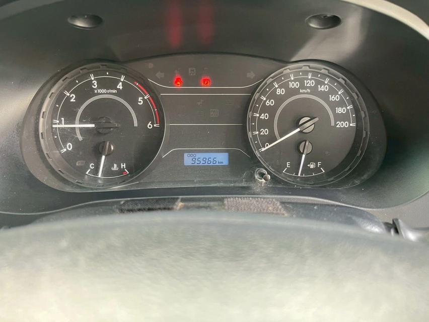 ไก่รถสวยคัดเกรดA ราคาพิเศษขายเพียง299,000บาท TOYOTA REVO SINGLECAB เครื่อง2.4cc.เกียร์ธรรม  ปี 2019 กะบะมีตู้ 3
