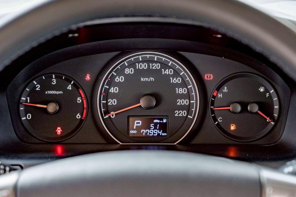 รหัสรถ NP3636 HYUNDAI H-1 2.5 DELUXE 2020 18