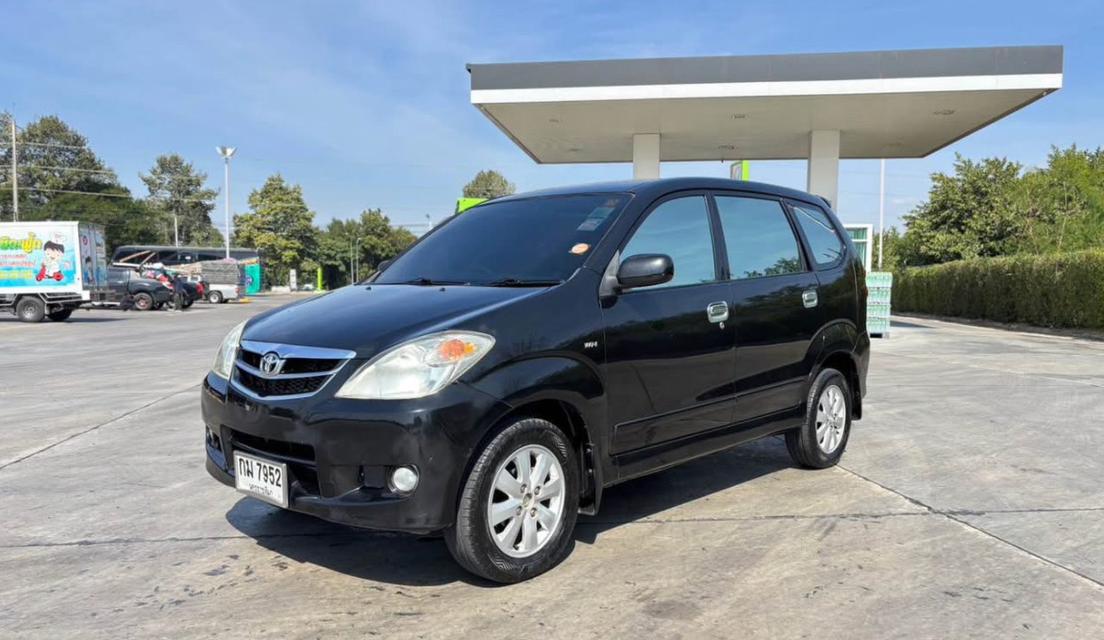 Toyota Avanza ปี 2008 1