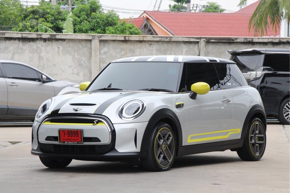 รหัสรถ PBG9999 MINI Cooper SE ปี 2021