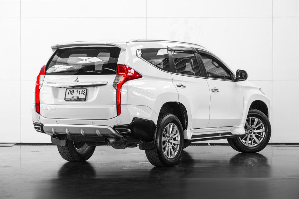2016 Mitsubishi Pajero Sport 2.4 GT 2WD สีขาว เลขไมล์ 114499 กม.