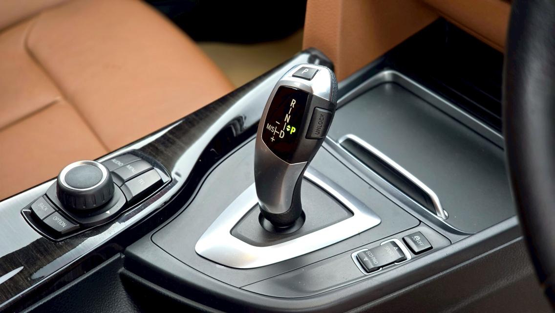 รหัสรถ WB36 Bmw 320d iconic ปี 2016 6