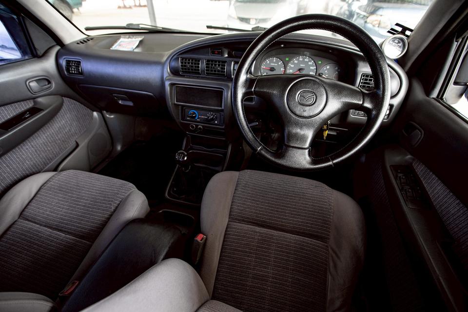 MAZDA Fighter 2.5 ดีเซล 4 ประตู ปี 2001 สีฟ้า สวยสภาพดี 12
