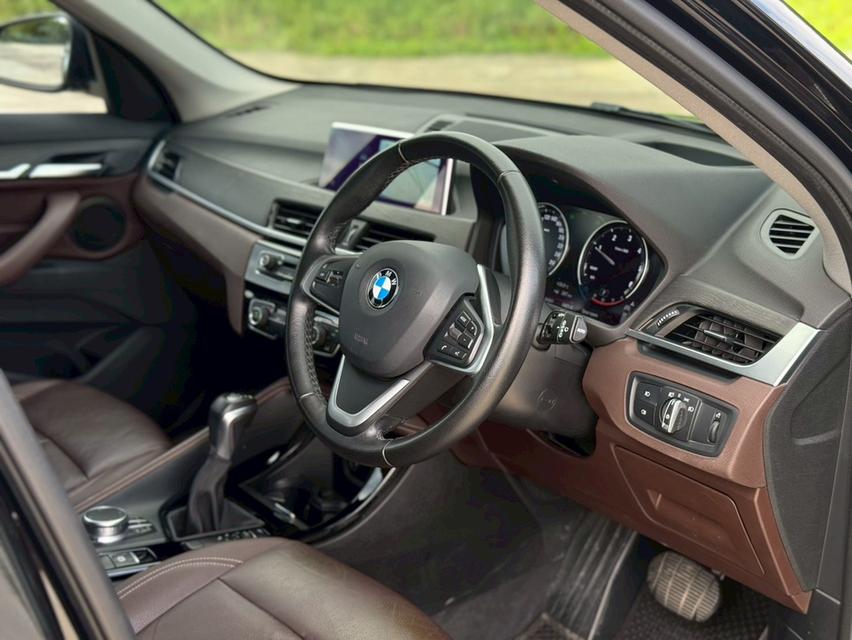BMW X1 (F48) Wagon 4dr sDrive18d xLine Steptronic 8sp FWD 2.0DTi Y 2020. สีดำ  19