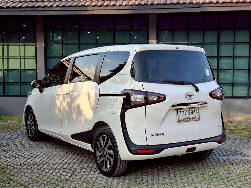 รหัสรถ KN8974 TOYOTA SIENTA, 1.5V TOP ปี2018 7