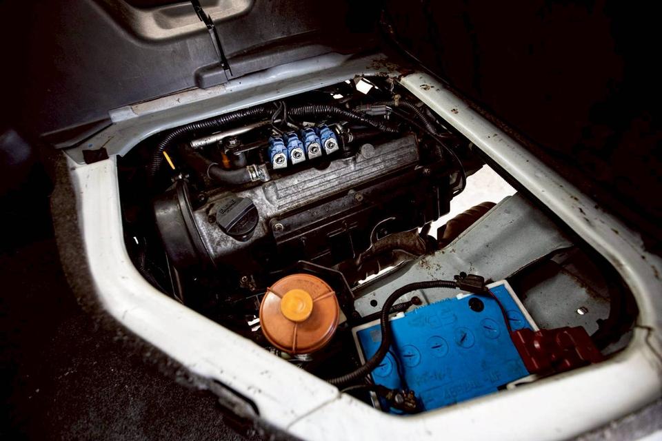 SUZUKI CARRY PICKUP 1.6 เบนซิล ปี 2015 สีขาว มือเดียว  17